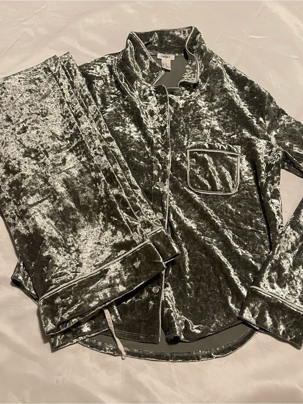 Forever 21 Olive Green Crushed Velvet Kids Pajama Set